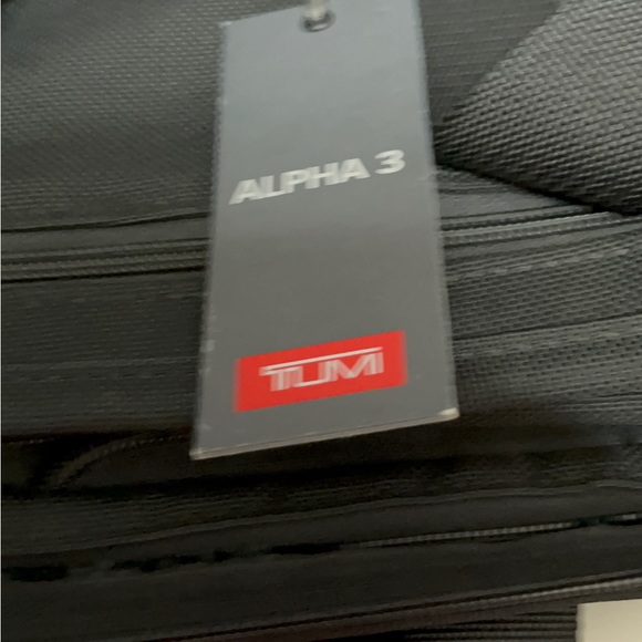 Tumi alpha3 expandable laptop organizer brief - Picture 10 of 17